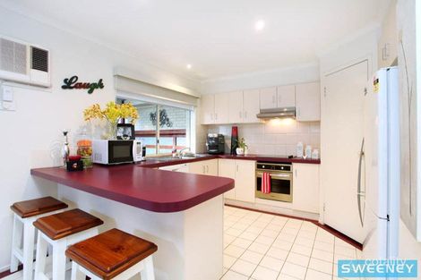Property photo of 15 Whitmore Place Hillside VIC 3037