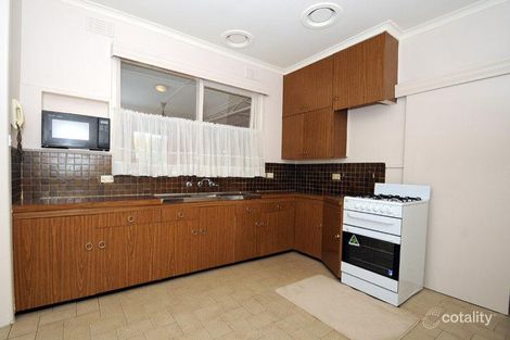 Property photo of Warren Road Mordialloc VIC 3195