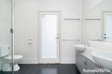 Property photo of 22 Pine View Close Old Reynella SA 5161