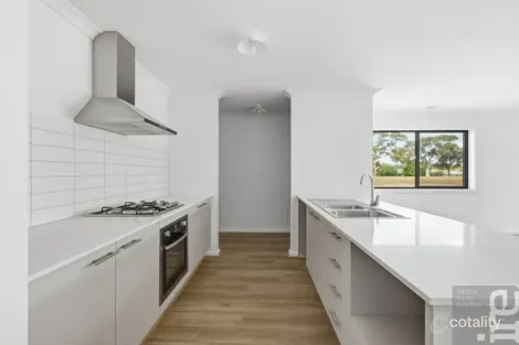 Property photo of Sandstone Drive Wangandary VIC 3678