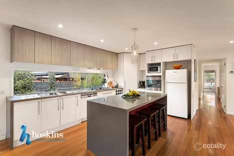 Property photo of 20 Holyrood Crescent Ringwood VIC 3134
