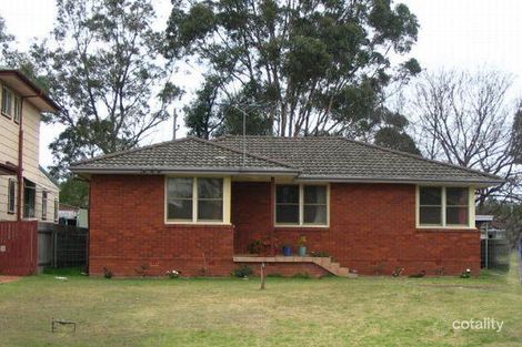 32 Clarke Ave, Hobartville, NSW 2753