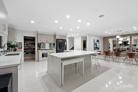 Property photo of 21 Joseph Banks Drive Pakenham VIC 3810