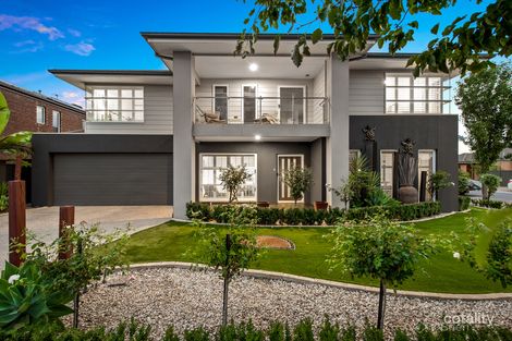Property photo of 21 Joseph Banks Drive Pakenham VIC 3810
