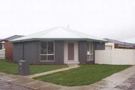 21 Cleeland Ct, Roxburgh Park, VIC 3064