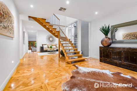 Property photo of 9 Rosamond Crescent Doncaster East VIC 3109