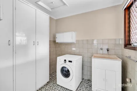 Property photo of 203 Bridge Road Ingle Farm SA 5098