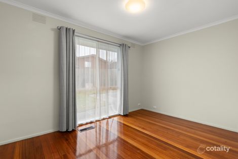 Property photo of 3 Taylor Court Endeavour Hills VIC 3802