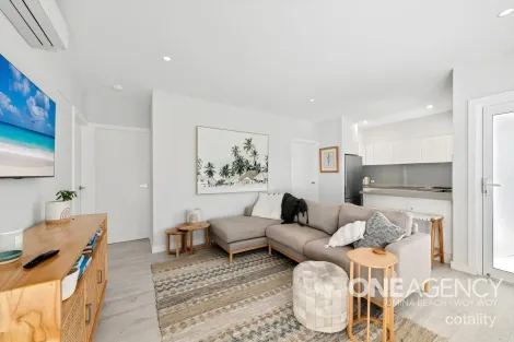 Property photo of 8 Edgecliff Road Umina Beach NSW 2257