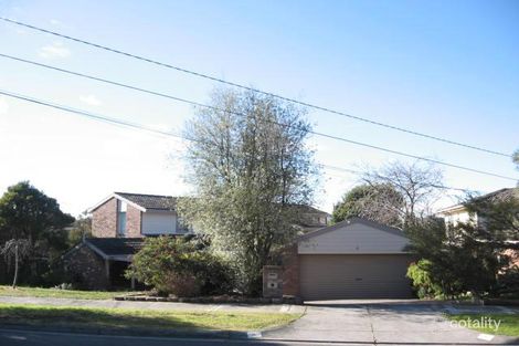 4 Guinevere Pde, Glen Waverley, VIC 3150