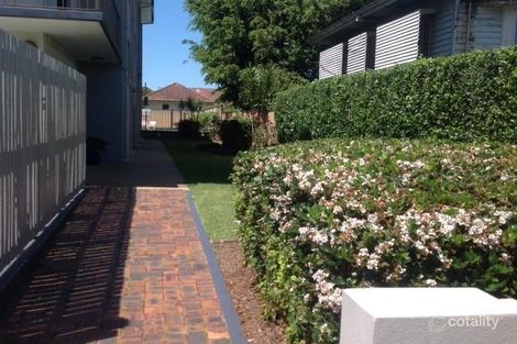 Property photo of 3/46 Crump Street Holland Park West QLD 4121