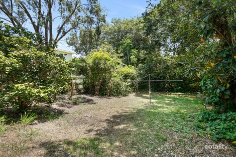 Property photo of 19 Luya Street Fairfield QLD 4103