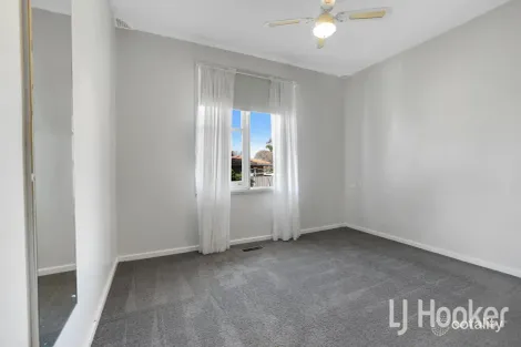 Property photo of 50 Kelloshiel Close West Bathurst NSW 2795