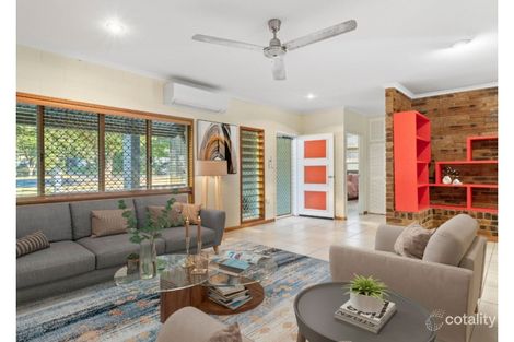 Property photo of 17 Fraser Close Kanimbla QLD 4870