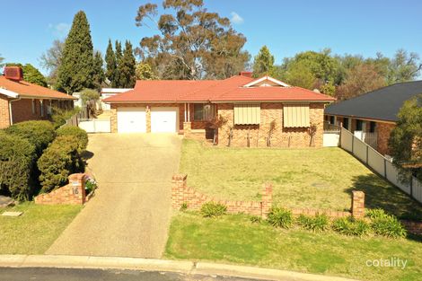 Property photo of 16 Pineview Circuit Young NSW 2594