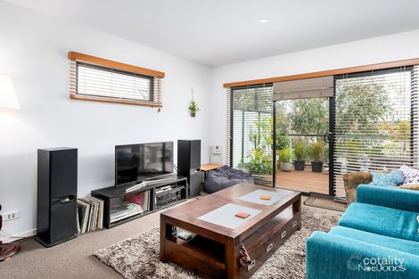 Property photo of 26 Ivory Way Brunswick East VIC 3057