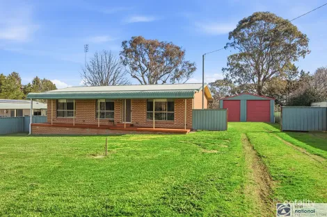 12 Montem St, Bowning, NSW 2582