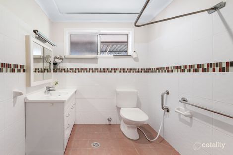Property photo of 5 Burns Avenue Macquarie Fields NSW 2564
