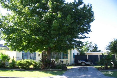 13 Ena Ave, Avondale, NSW 2530