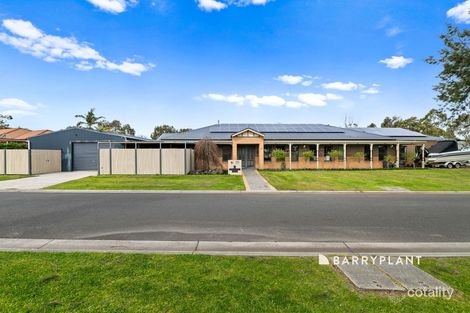 Property photo of 9 Waterville Vista Cranbourne VIC 3977