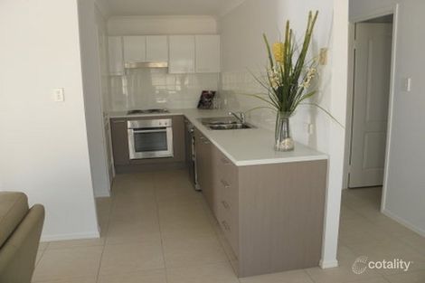 Property photo of 2/335 Old Cleveland Road East Birkdale QLD 4159