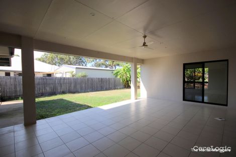 Property photo of 14 Margarita Court Bushland Beach QLD 4818