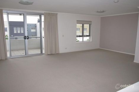 70/2 Arbour Ave, Robina, QLD 4226