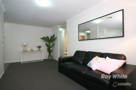 Property photo of 19 May Gibbs Crescent Lynbrook VIC 3975