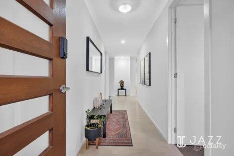 Property photo of 103 Grassbird Drive Point Cook VIC 3030