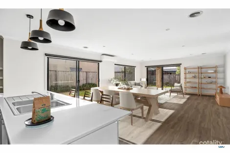 Property photo of 33 Mirri Drive Torquay VIC 3228