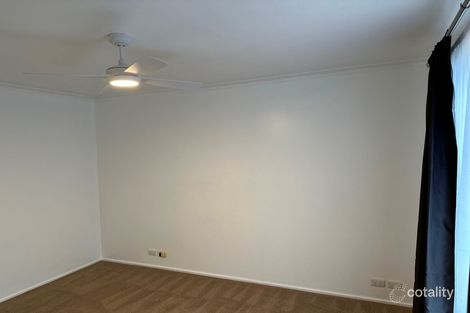 Property photo of 2/2-4 Blackwood Drive Narre Warren VIC 3805