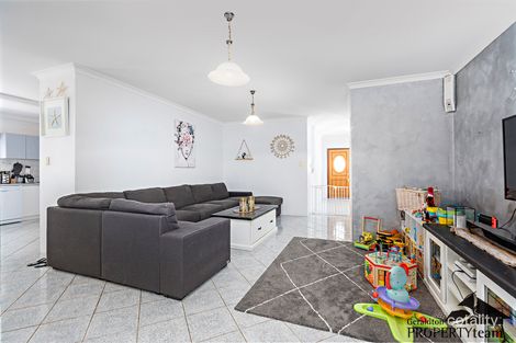 Property photo of 14 Nagle Close Mount Tarcoola WA 6530