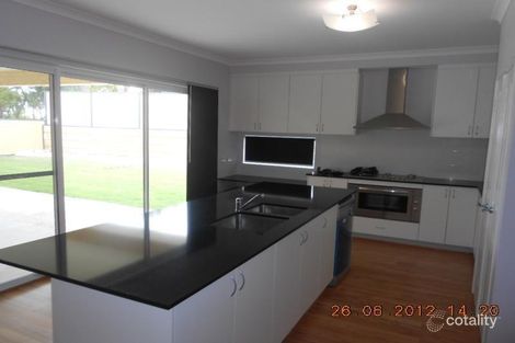 Property photo of 5 Scarlet Close Tapping WA 6065