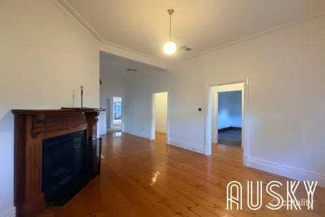 Property photo of 1/10 Cook Road Mitcham VIC 3132