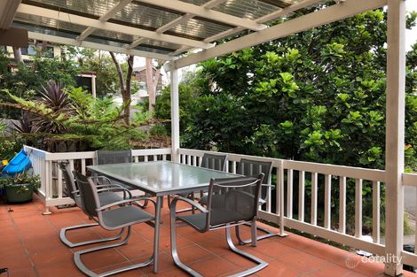 Property photo of 22 Bertana Crescent Warriewood NSW 2102