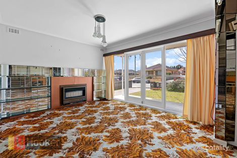 Property photo of 4 Webb Avenue Springvale VIC 3171