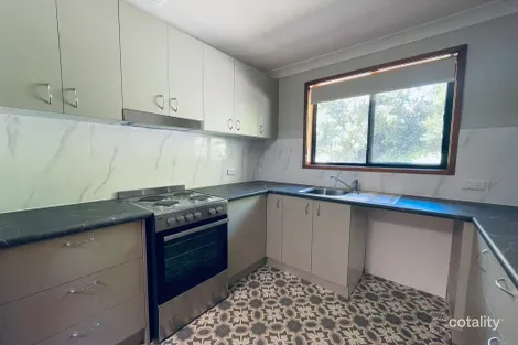 Property photo of 1/4 Gibson Close Singleton Heights NSW 2330
