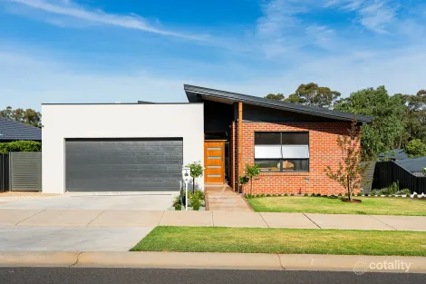Property photo of 5 Jarrod Drive McKenzie Hill VIC 3451