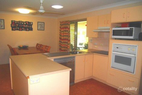 Property photo of 21 Kavanagh Crescent Koongal QLD 4701
