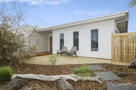 Property photo of 10 Wave Street St Leonards VIC 3223