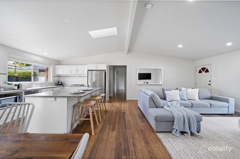 Property photo of 82 James Sea Drive Green Point NSW 2251
