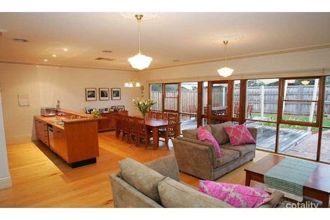 Property photo of 2 Browning Street Seddon VIC 3011