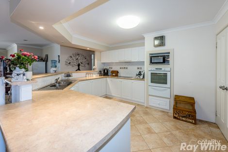 Property photo of 11 Glassford Vista Glenfield WA 6532