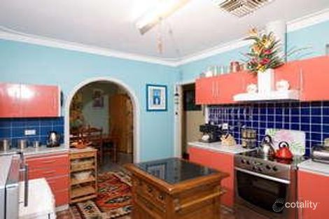 Property photo of 8 Fraser Drive Greenmount WA 6056