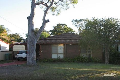 4 Ballarat Ave, Mannering Park, NSW 2259