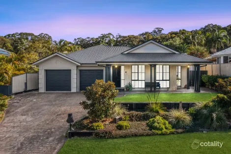 4 Kiewa Cl, Wyee Point, NSW 2259