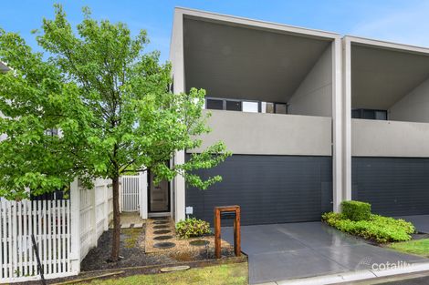 Property photo of 32 Rivulet Boulevard Springvale VIC 3171