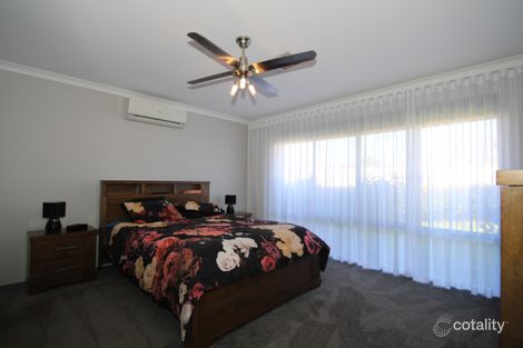 Property photo of 71 Leschenault Parade Australind WA 6233