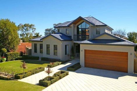 8 Dilali Rd, City Beach, WA 6015