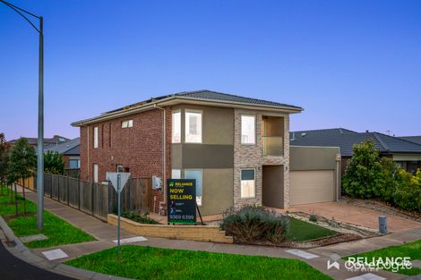 Property photo of 38 Seagrass Crescent Point Cook VIC 3030